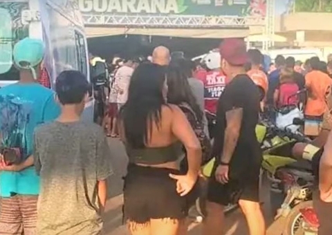 Confusão generalizada na Festa do Guaraná deixa um morto e outro ferido no Amazonas