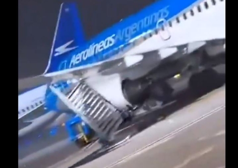 Temporal arrasta aviões e destrói aeroporto no Chile, veja vídeo 