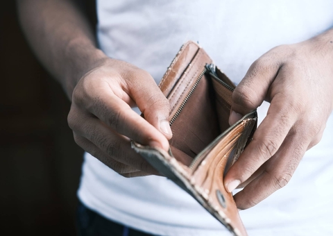 Banco deve indenizar cliente que teve nome negativado de forma indevida