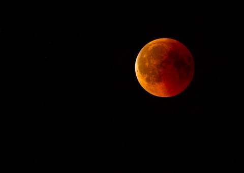Eclipse lunar raro poderá ser visto em Manaus na próxima sexta-feira