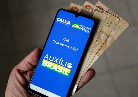 Governo pretende elevar Auxílio Brasil para R$ 600; saiba detalhes