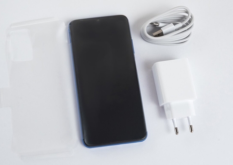 Apple indenizará cliente em R$ 6 mil no Amazonas por não fornecer carregador