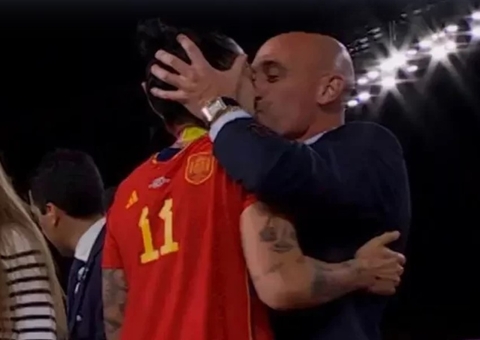 Netflix fará documentário sobre beijo de dirigente em jogadora espanhola na Copa 2023