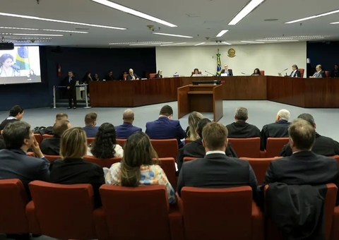 STF forma maioria para condenar réus de 'núcleo das fake news' da trama golpista