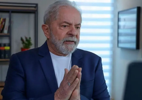 Lula passa por cirurgia em São Paulo