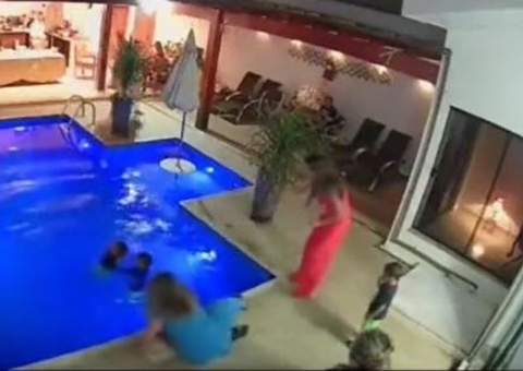 Menino de 10 anos salva irmão de afogamento, vídeo viralizou na internet