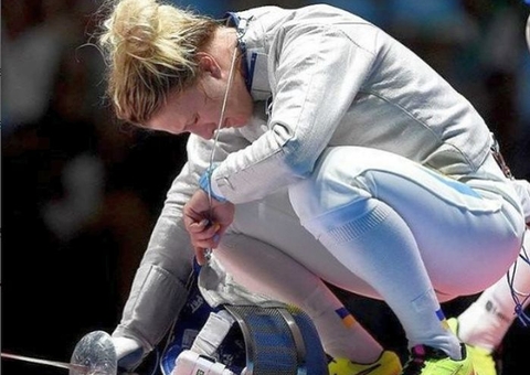 Ucraniana eliminada por não cumprimentar russa em Mundial faz desabafo