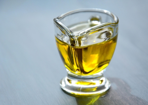 Azeite, polpa de fruta e mais: Anvisa proíbe consumo de produtos