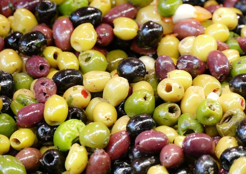 Turbina a imunidade e protege o coração; os benefícios da azeitona