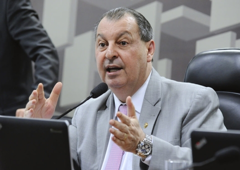 Presidente da CPI reage a processo movido pela médica Yamaguchi