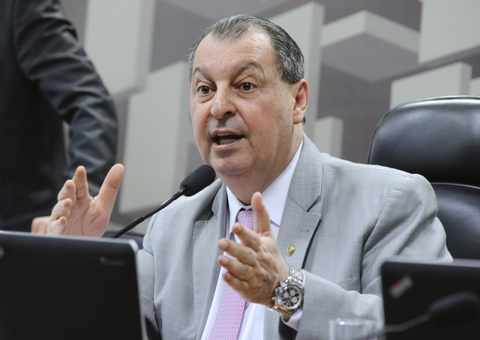 CPI da Pandemia deve ser prorrogada por mais 90 dias, diz Omar Aziz