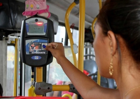 Estudantes de Manaus já podem fazer cadastro e recadastro da meia-passagem 