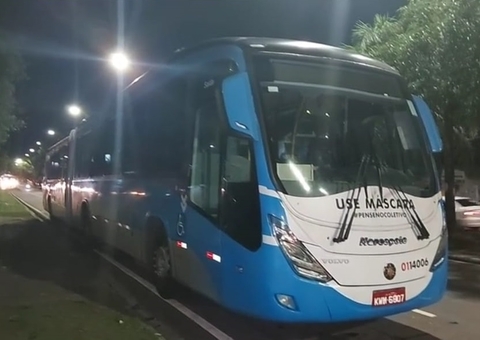 Trio toca o terror durante assalto ao ônibus da linha 640, em Manaus