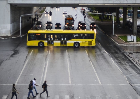 PL prevê que motorista culpado pague tratamento de vítima de acidente