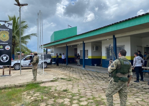 Presos são transferidos para Manaus por má conduta em delegacia do interior