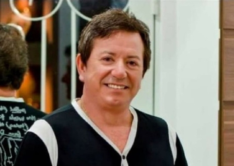 Morre ex-integrante de Os Atuais, Reny de Oliveira, por complicações da Covid