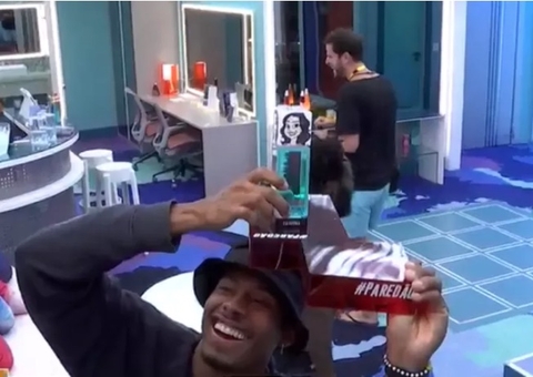 Gustavo estreia quarto do líder e PA brinca: 'Eslô no paredão'