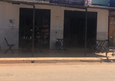 Lázaro Barbosa pede salgadinhos em padaria e funcionária fica pálida