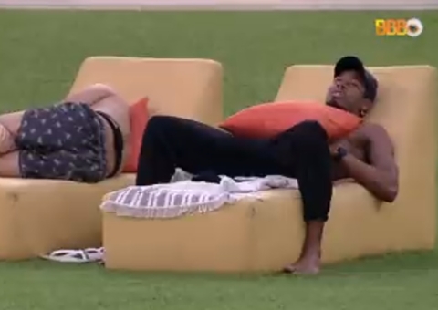 Torcendo por paredão falso, P.A. canta para Arthur: ‘A Jade vai voltar'