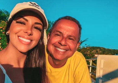 Pai de Evelyn Regly morre vítima de covid-19