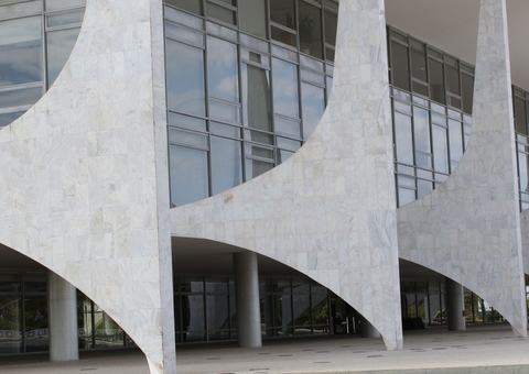 Lei que possibilita videochamadas com pessoas internadas é sancionada