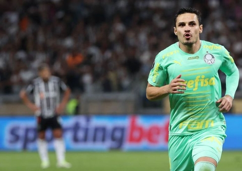 Palmeiras faz com Veiga, segura pressão e vence Atlético-MG no Mineirão