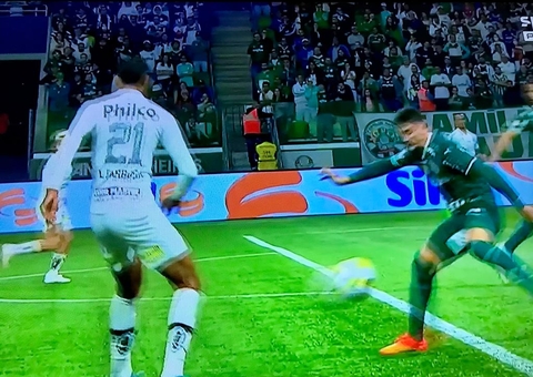 Palmeiras vence o Santos e segue com boa vantagem na ponta do Brasileiro