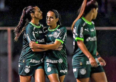 Palmeiras vence Flamengo e lidera Brasileiro Feminino 2023