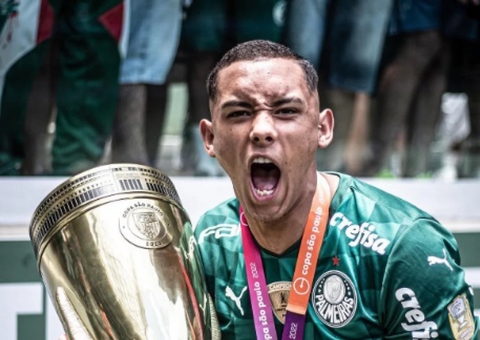 Jogador do Palmeiras é acusado de agredir esposa grávida 