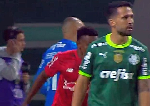 Palmeiras empata com Bragantino e perde chance de assumir liderança