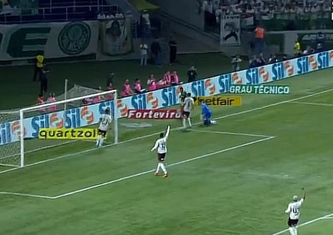 Flamengo garante empate e estraga festa do Palmeiras