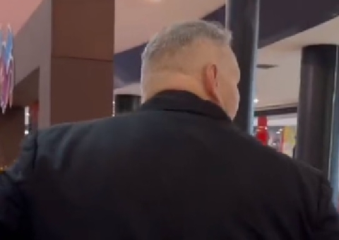 Padre Marcelo Rossi aparece ‘maromba’ em shopping e vídeo viraliza: ‘Hulk’