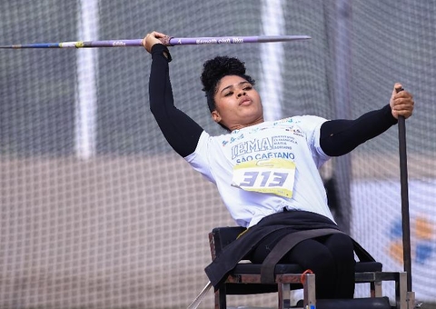 Raíssa Machado brilha no atletismo após depressão
