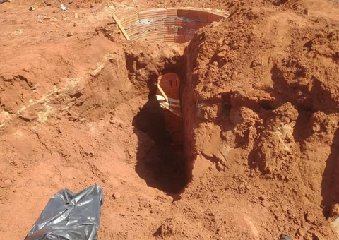 Trabalhador morre após ficar soterrado em fossa de quatro metros de profundidade