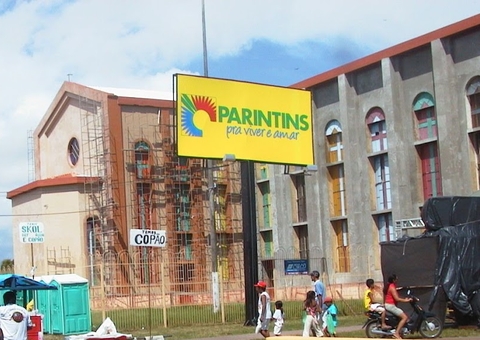 Parintins quer recuperar diferenças do FPM e paga 15% a advogado