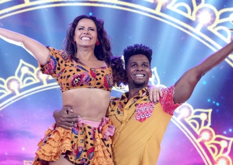 Após Viviane Araújo pedir a cabeça, par é dispensado do ‘Dança dos Famosos’: 'injustiça'