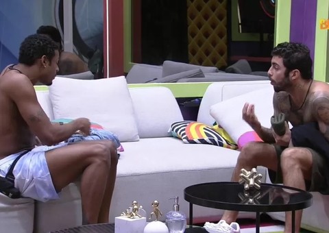 P.A e Scooby têm desentendimento em fim de festa: 'você já é grandinho'