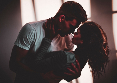 Veja essas 5 dicas para quem não gosta de variar a posição na hora do sexo