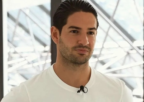 Alexandre Pato negocia compra do time inglês Colchester United 