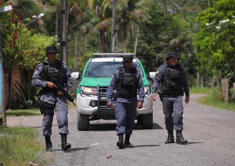 Filho invade casa e rouba celular de idosa no Grande Vitória