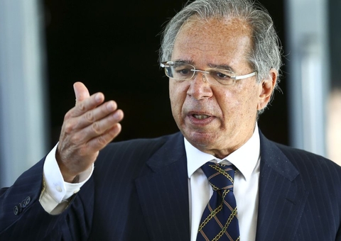 Guedes bate boca e abandona entrevista sobre privatização da Pré-Sal; vídeo