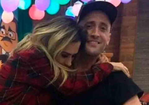 Tatá Werneck chora por não poder apresentar prêmio ao lado de Paulo Gustavo