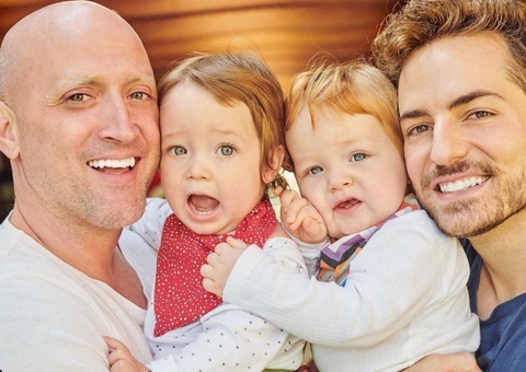 Thales Bretas conta que os filhos pedem para ver Paulo Gustavo