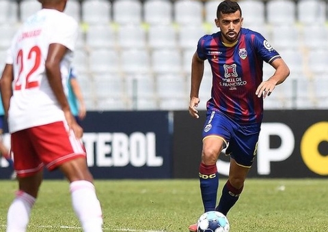 Paulo Henrique, que estava no futebol português, vai jogar no Campeonato Amazonense