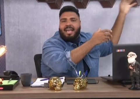 Paulo Vieira pergunta por Arthur e deixa Lina em 'saia justa': 'ele tá atuando melhor lá dentro?'