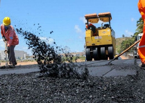 Prefeitura pavimenta Tonantins por mais de R$ 5 milhões