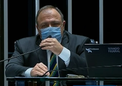 Pazuello afirma que falta de oxigênio é culpa dos hospitais de Manaus