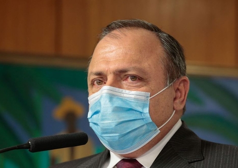 Pazuello confima compra de 138 mi de vacinas da Pfizer e Johnson & Johnson