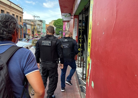 Homem que vendia combos piratas de TVs a cabo é preso em Manaus