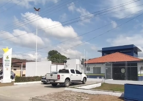 Homens são presos por roubo e por descumprirem medidas protetivas no Amazonas